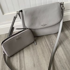 Crossbody Kate Spade grey handbag. Matching wallet